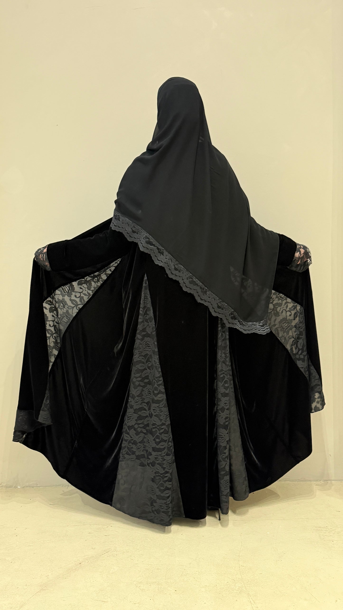 Velvet Noir Abaya