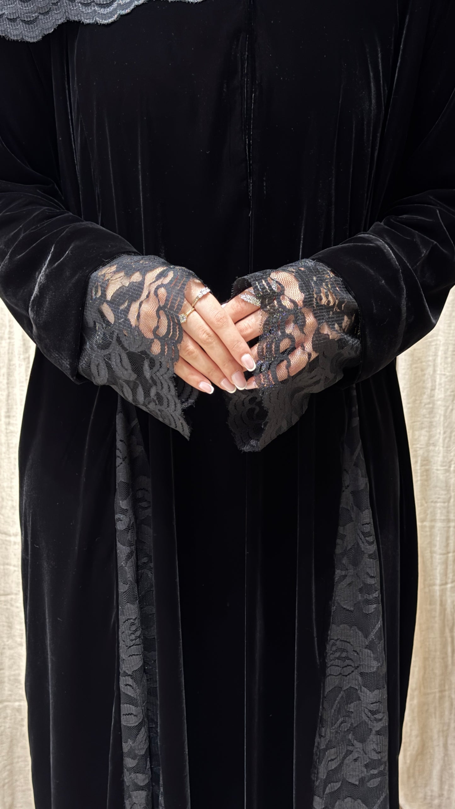 Velvet Noir Abaya