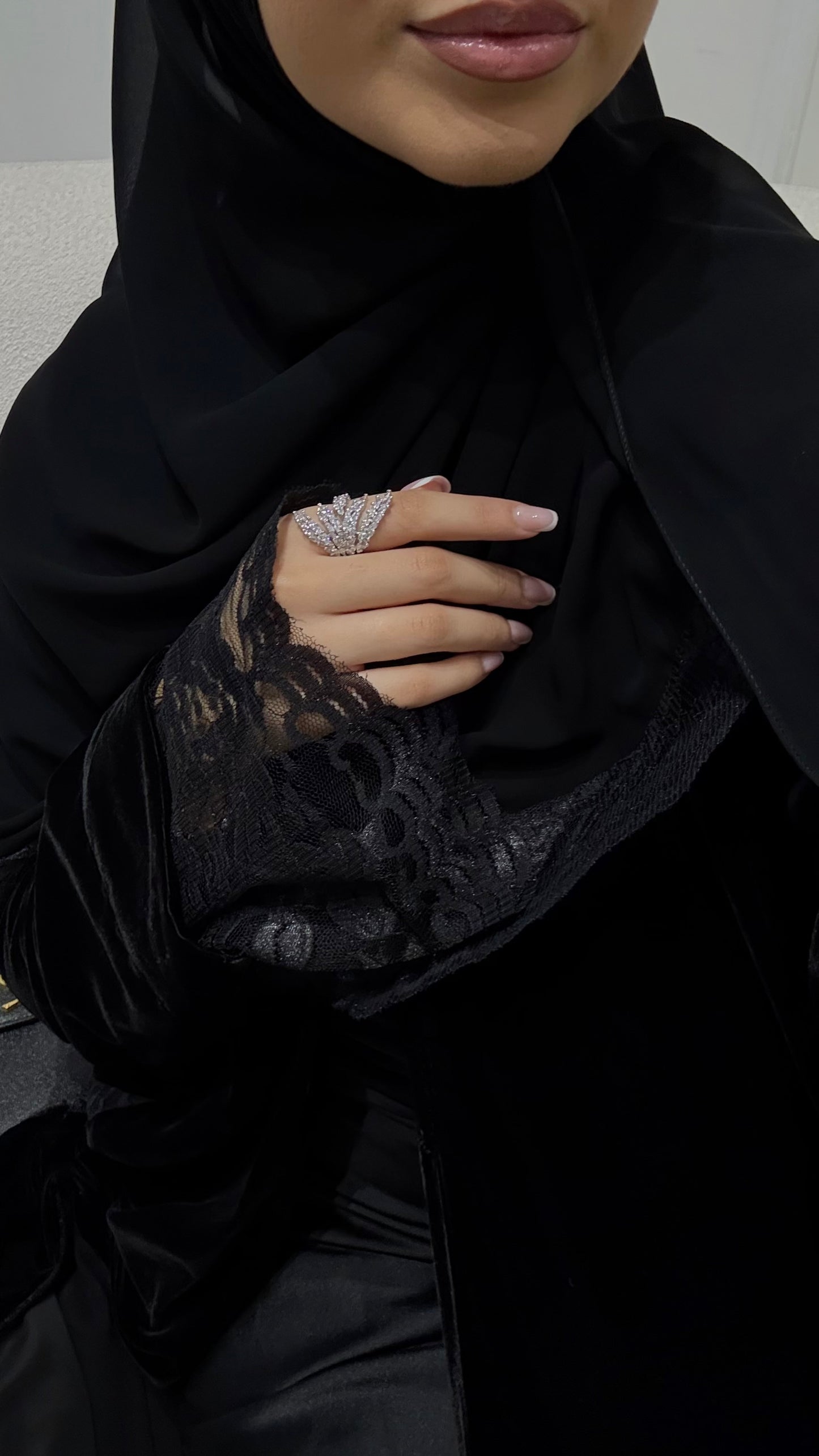 Velvet Noir Abaya